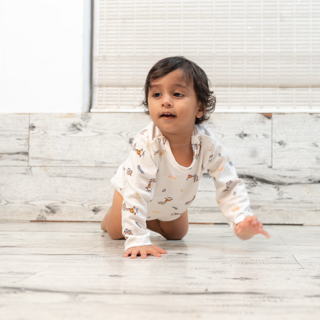Premium cotton full sleeve Onesie / Bodysuit for boys / girls - Giraffe print